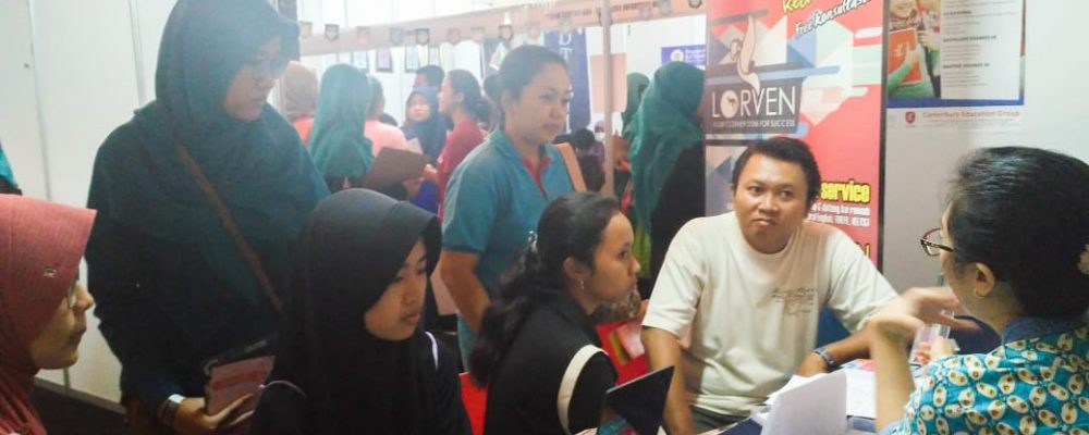 SMA Negeri 1 Yogyakarta – Education Fair